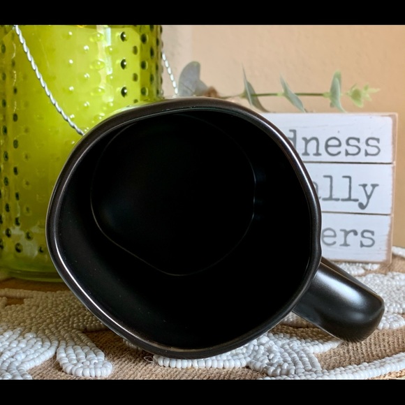 NEW Rae Dunn ‘Mom Fuel’ Black Mug - Picture 4 of 5